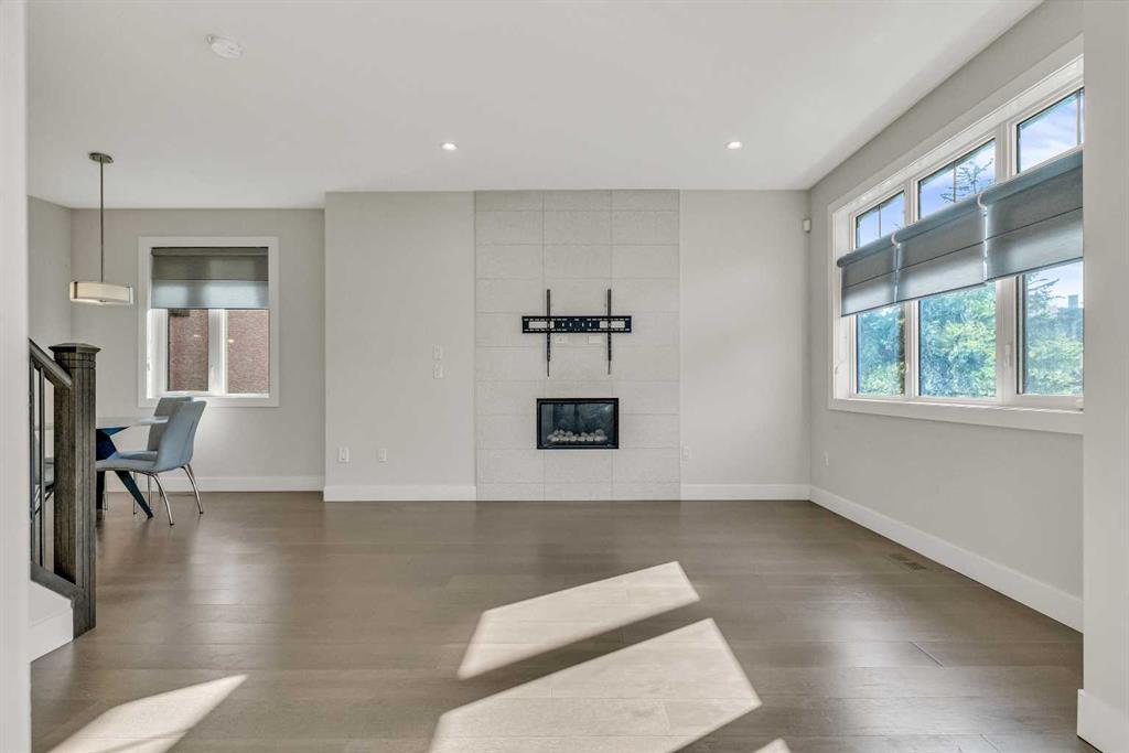 Picture for 1, 1936 26 Street SW