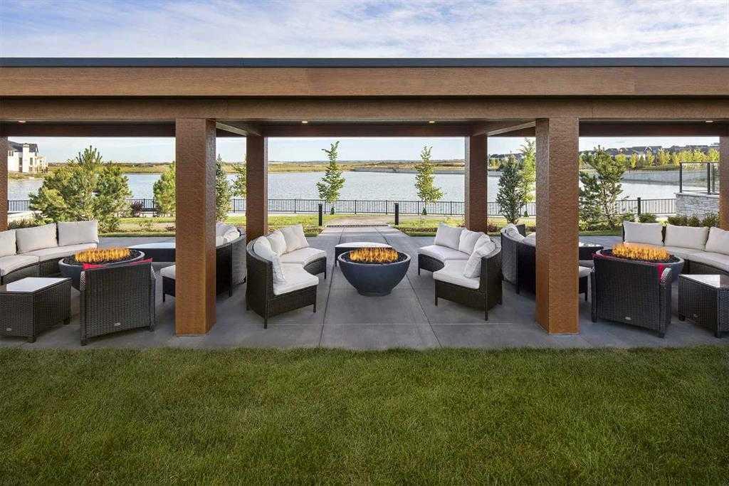 Picture for 302, 130 Marina Cove SE