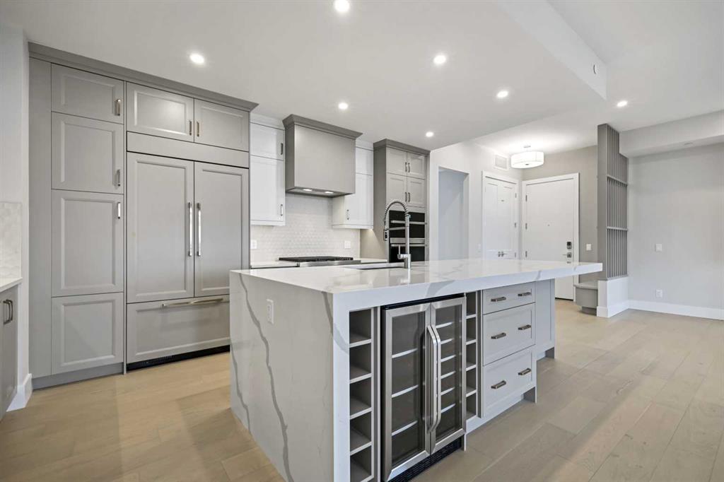 Picture for 302, 130 Marina Cove SE