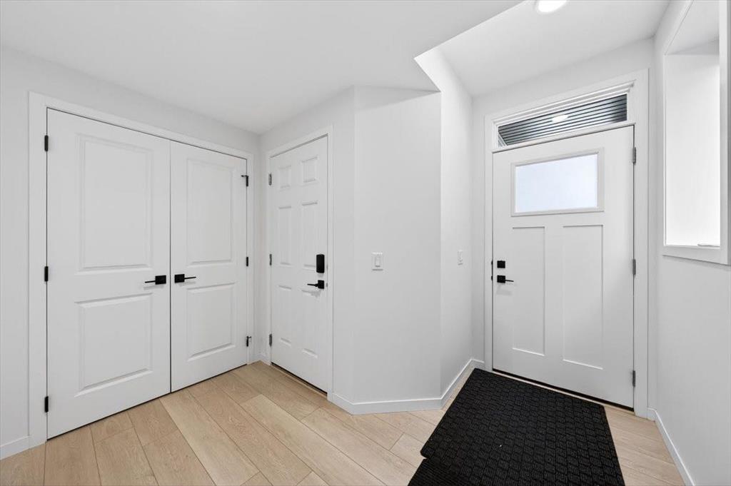 Picture for 392 Carringvue Place NW