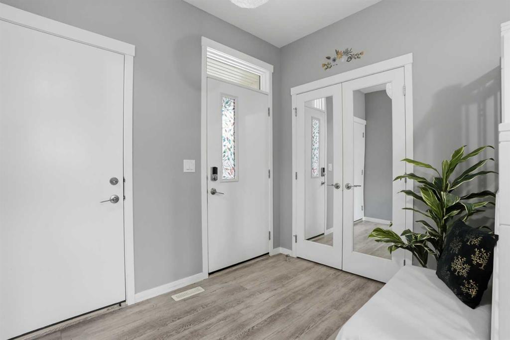 Picture for 58 Howse Mount NE