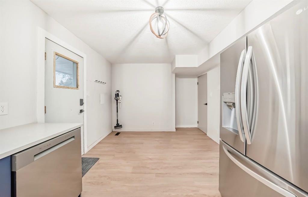 Picture for 423 Regal Park NE