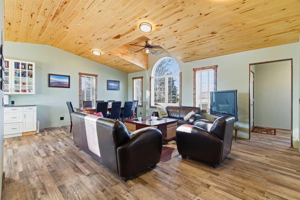 Picture for 619 Lakeside Drive 