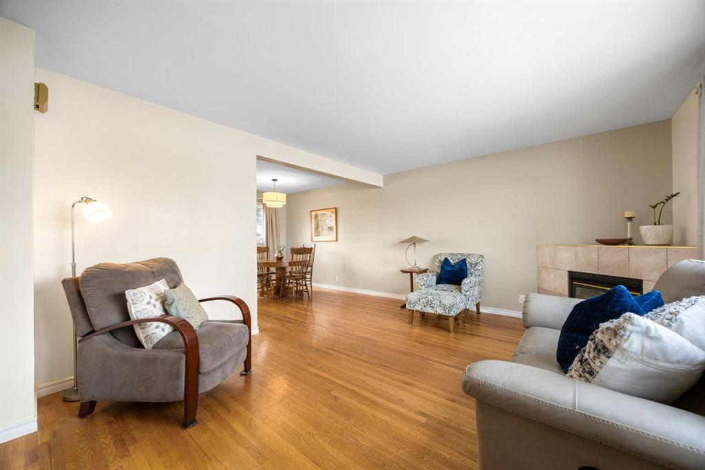 Picture for 462 Killarney Glen Court SW