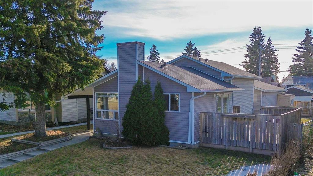 Picture for 28 Castleridge Crescent NE