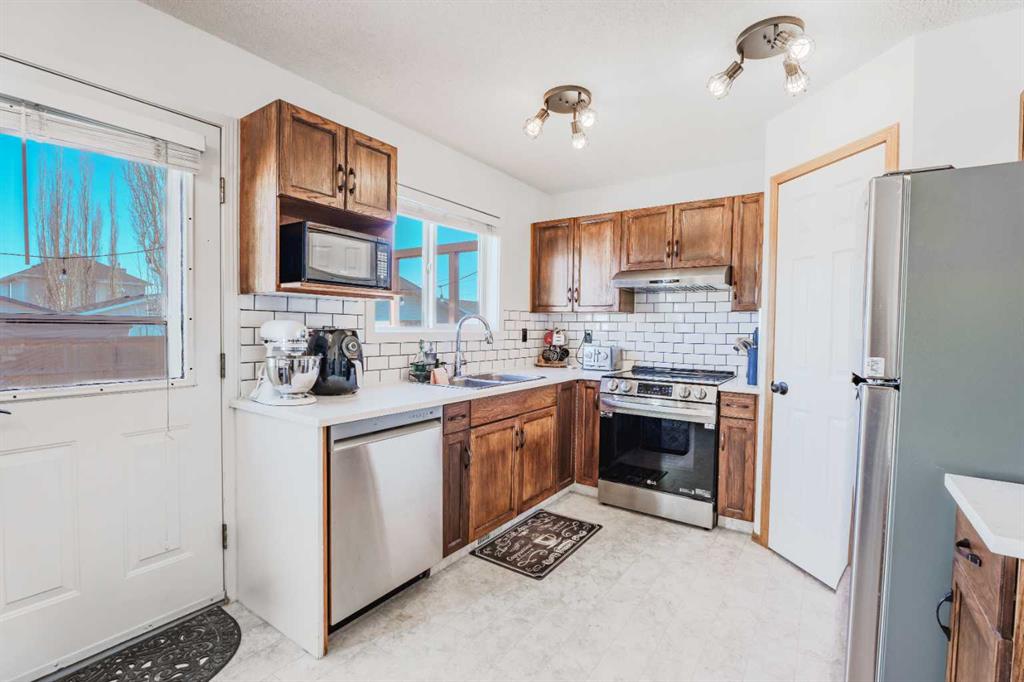 Picture for 68 Bridleridge Gardens SW