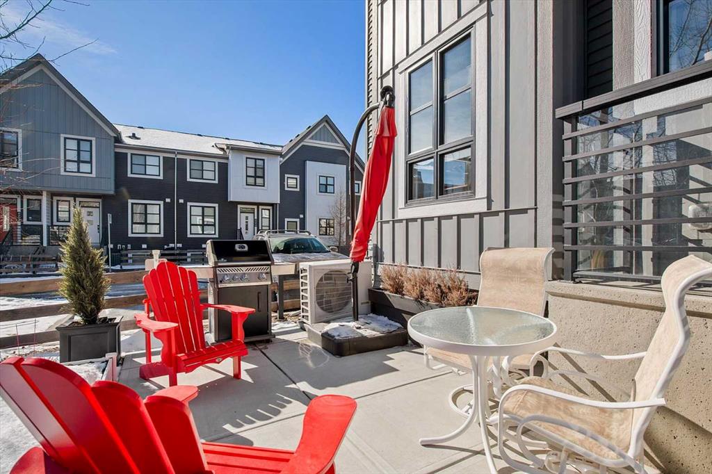 Picture for 3401, 100 Walgrove Court SE