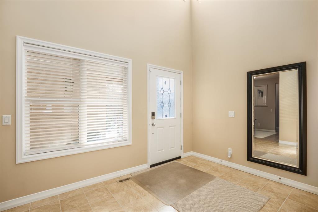 Picture for 596 Everbrook Way SW