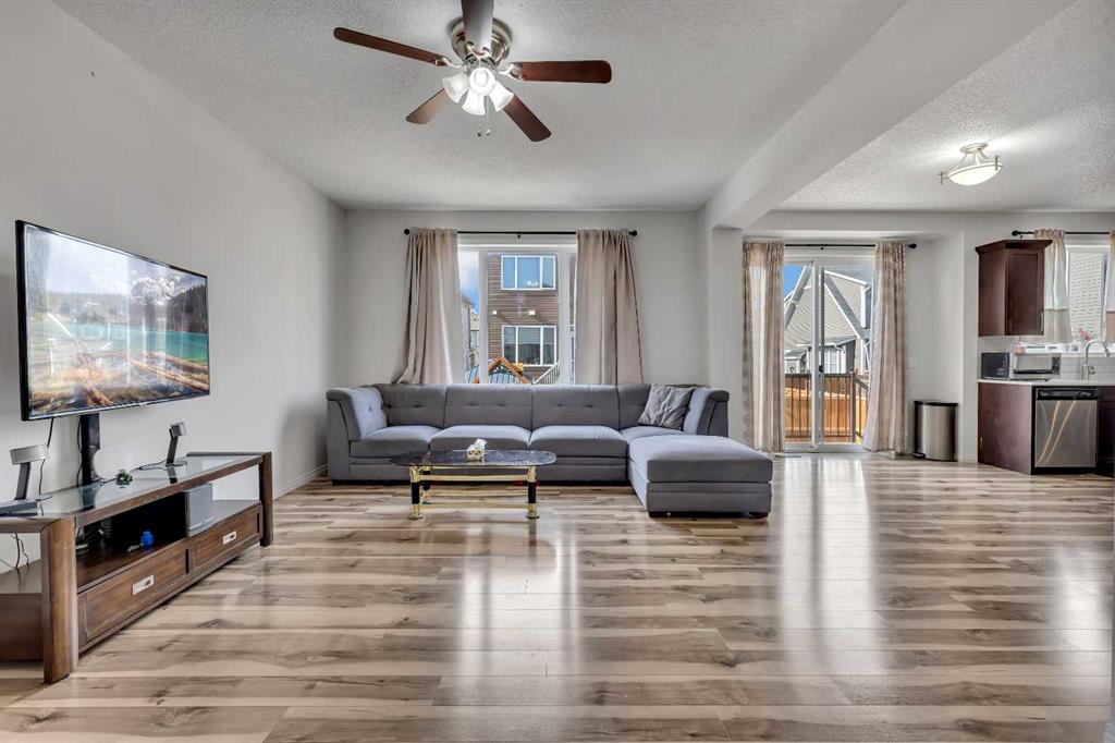 Picture for 44 Cityside Rise NE