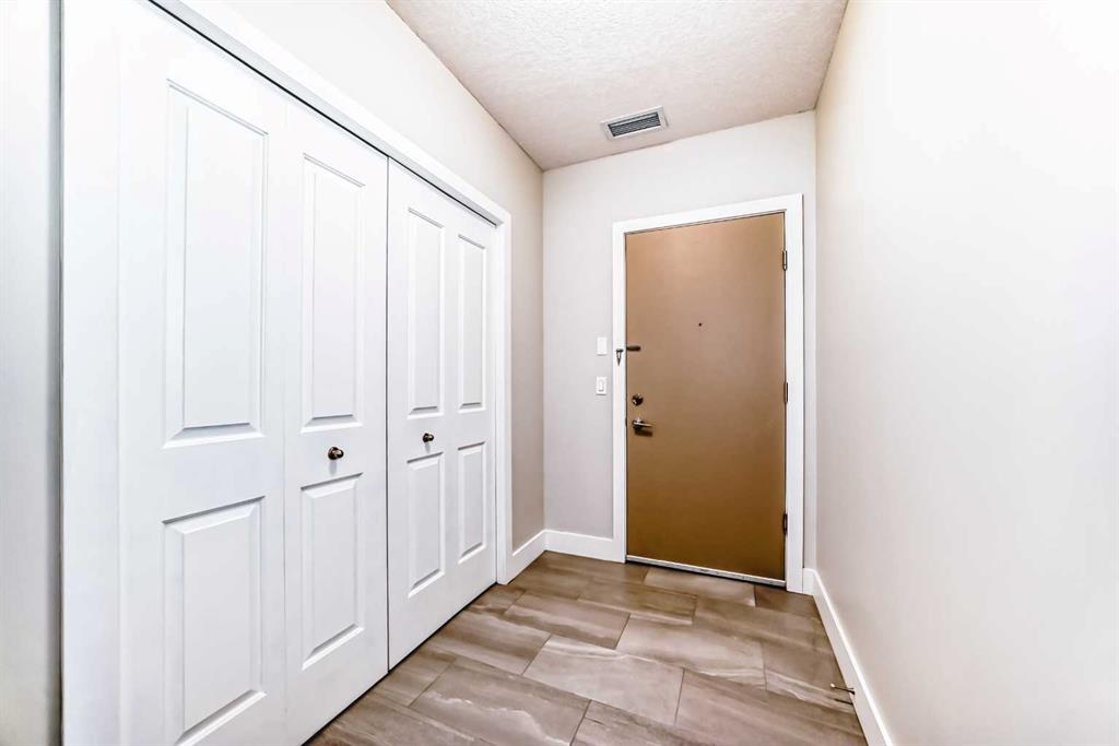 Picture for 304, 1899 45 Street NW