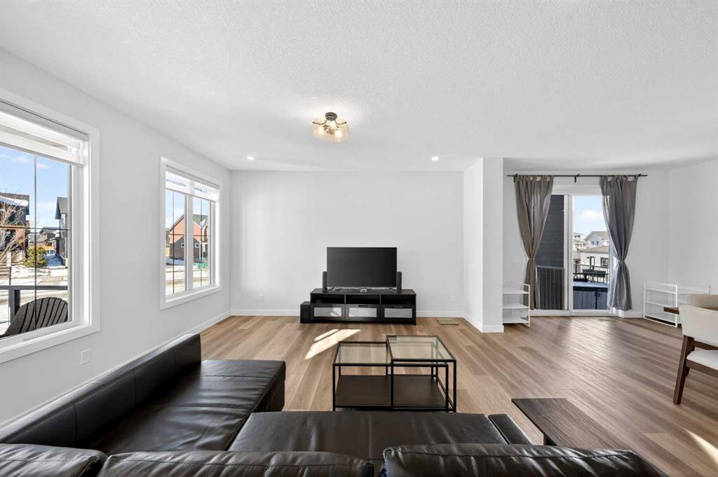 Picture for 6 Elderberry Way 