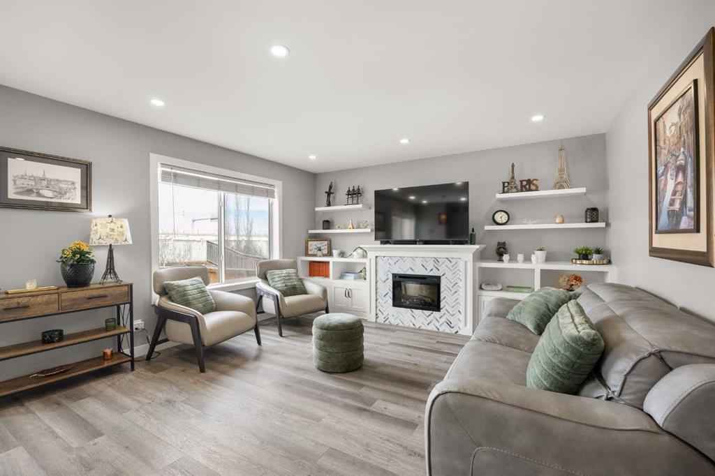 Picture for 117 Citadel Bluff Close NW