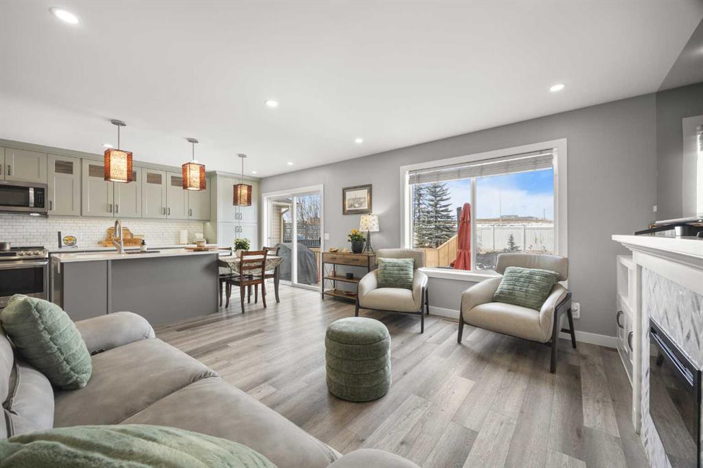 Picture for 117 Citadel Bluff Close NW