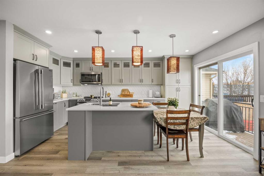 Picture for 117 Citadel Bluff Close NW