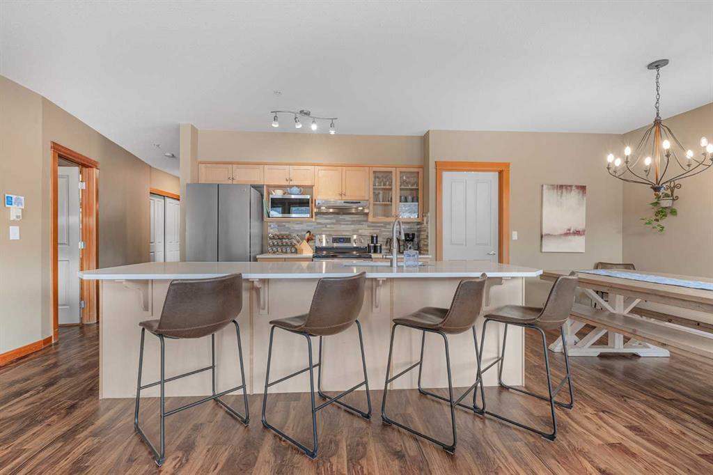 Picture for 206, 1120 Railway Avenue 