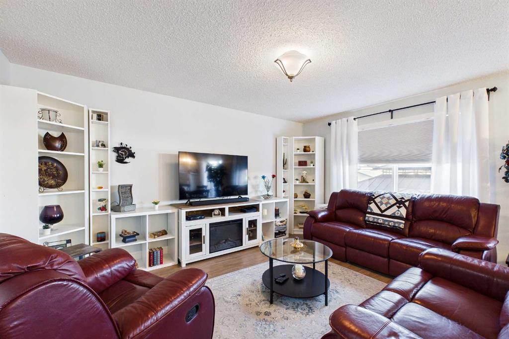 Picture for 2164 Sagewood Heights SW