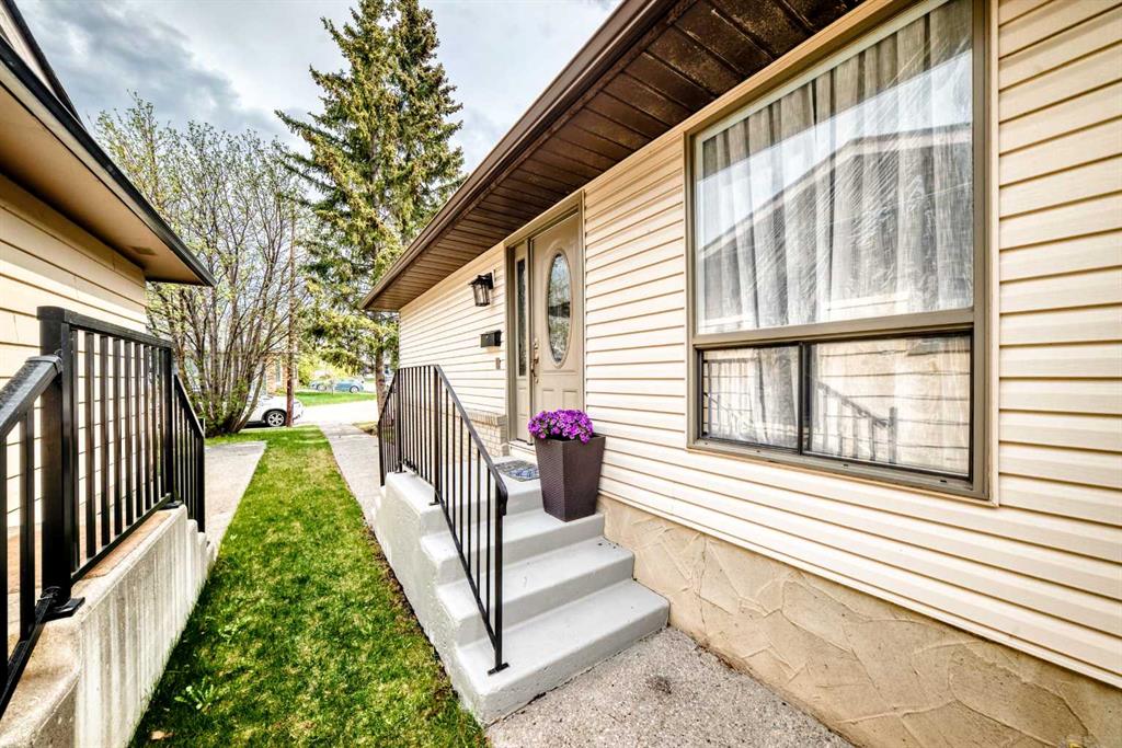 Picture for 20 Woodbrook Close SW