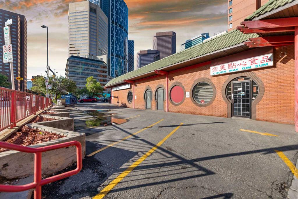 Picture for 221 1 Street SE