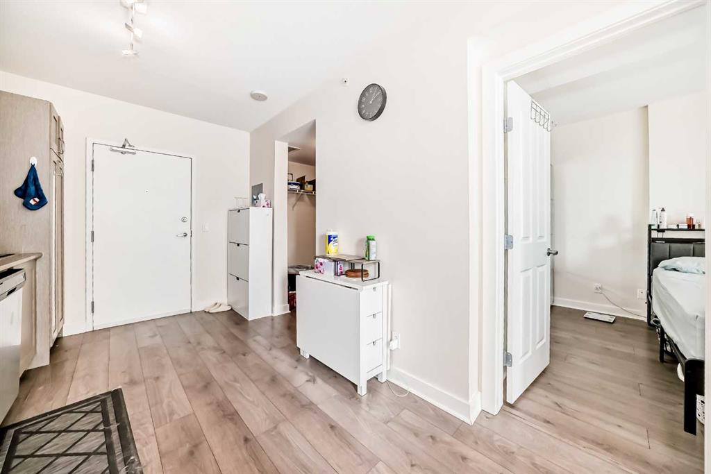 Picture for 506, 30 brentwood Common NW