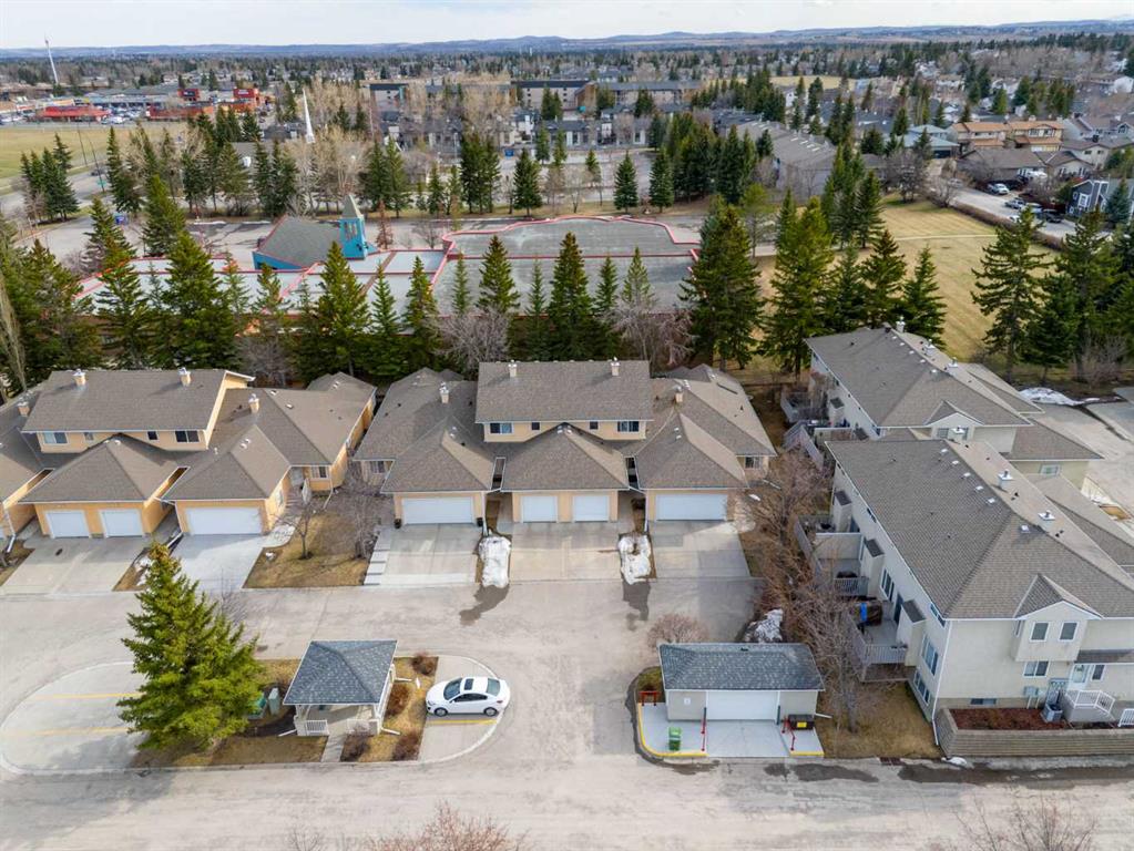 Picture for 55 Cedarview Mews SW