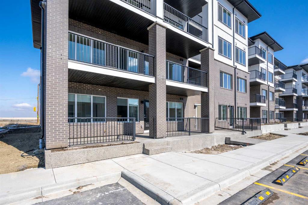 Picture for 4102, 6 Merganser Drive W