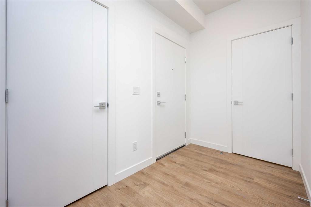 Picture for 4102, 6 Merganser Drive W