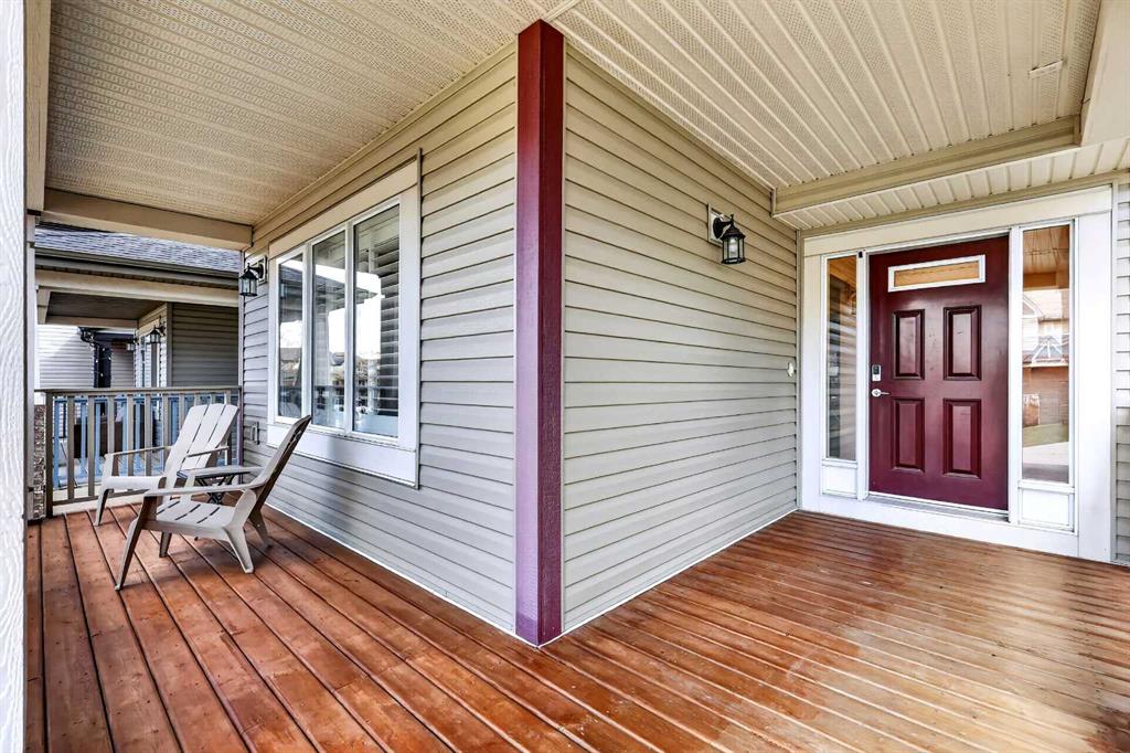 Picture for 27 Copperpond Heights SE