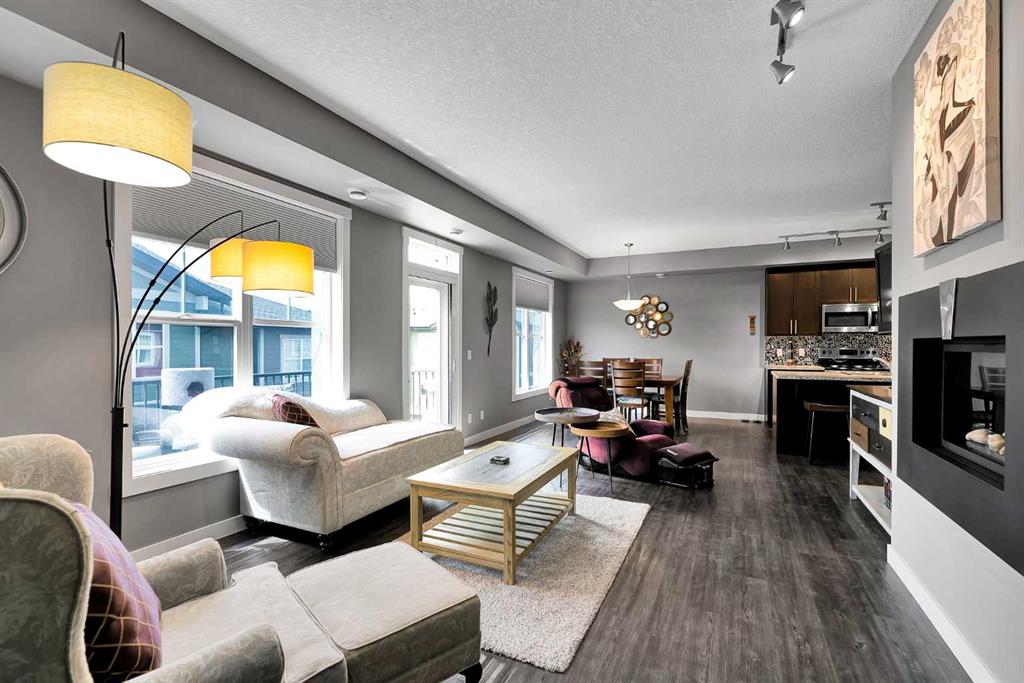 Picture for 410 Cranford Walk SE