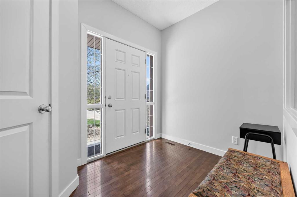 Picture for 64 Cranridge Crescent SE