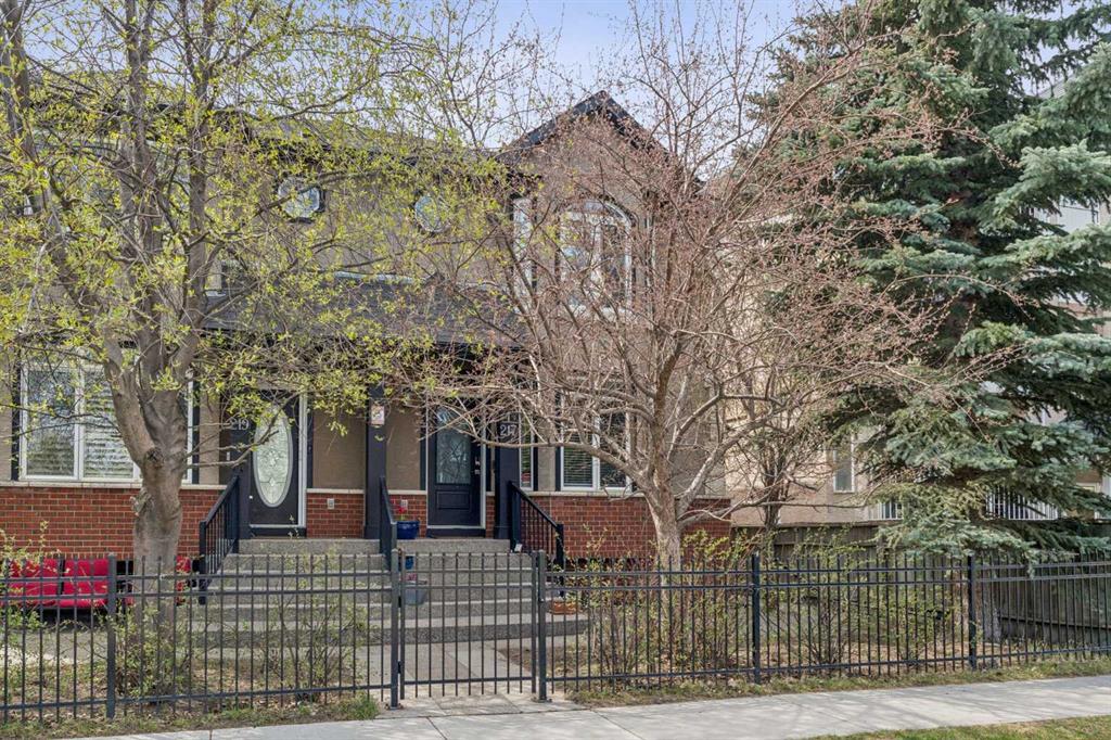 Picture for 1, 217 17 Avenue NE
