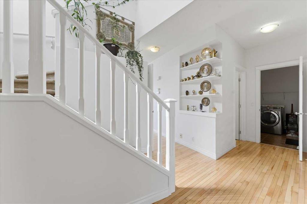 Picture for 305 Evanston View NW