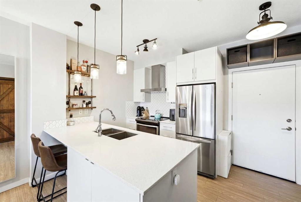 Picture for 618, 122 Mahogany Centre SE