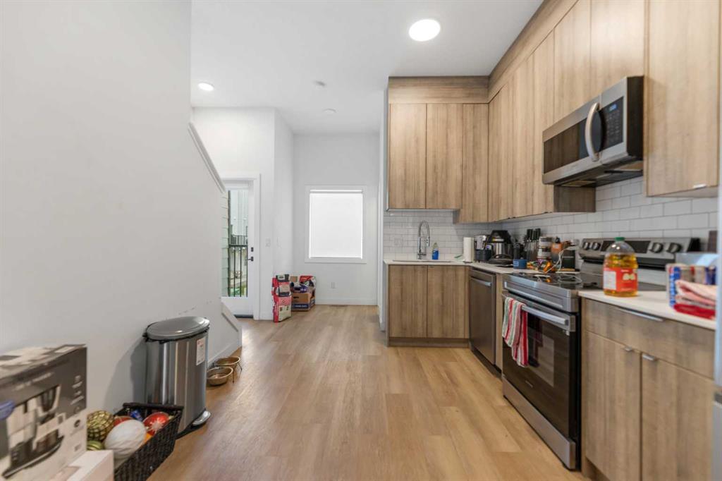 Picture for 211, 101 Panatella Square NW