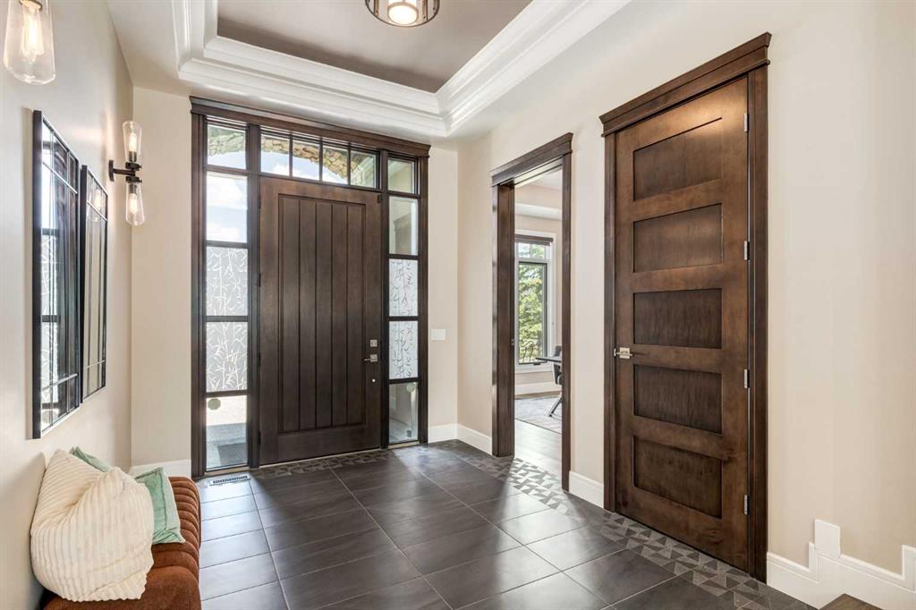 Picture for 305 Spyglass Way 