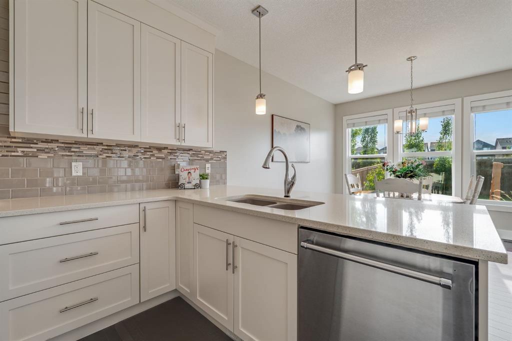 Picture for 198 Mahogany Passage SE