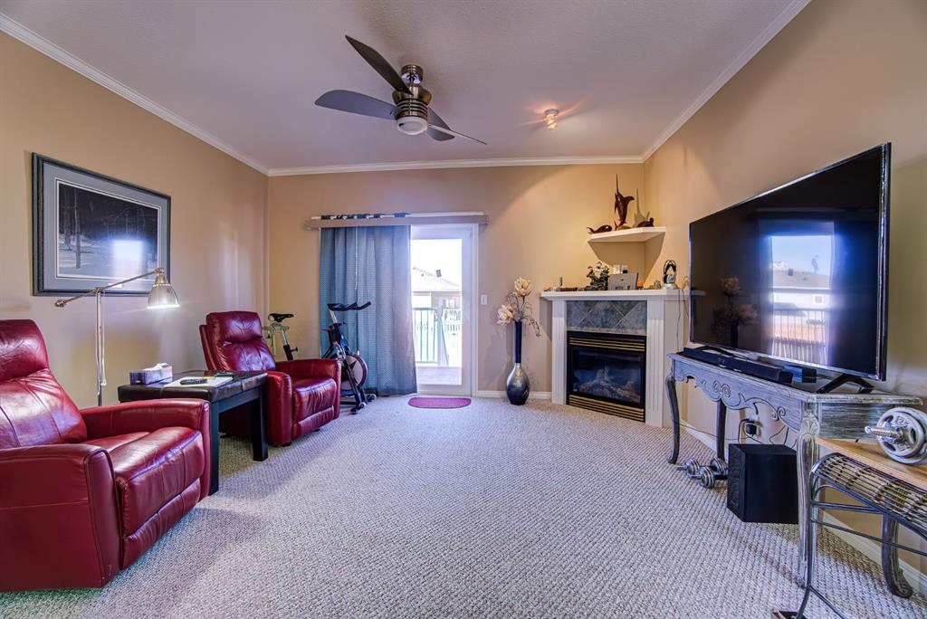 Picture for 22 Skyline Mews  https://www.cirrealty.ca/reb/creb/29/A2264329_27.jpg