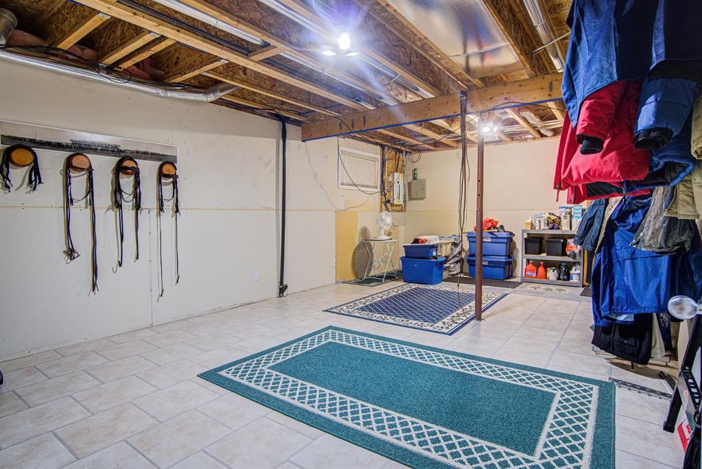 Picture for 22 Skyline Mews  https://www.cirrealty.ca/reb/creb/29/A2264329_37.jpg
