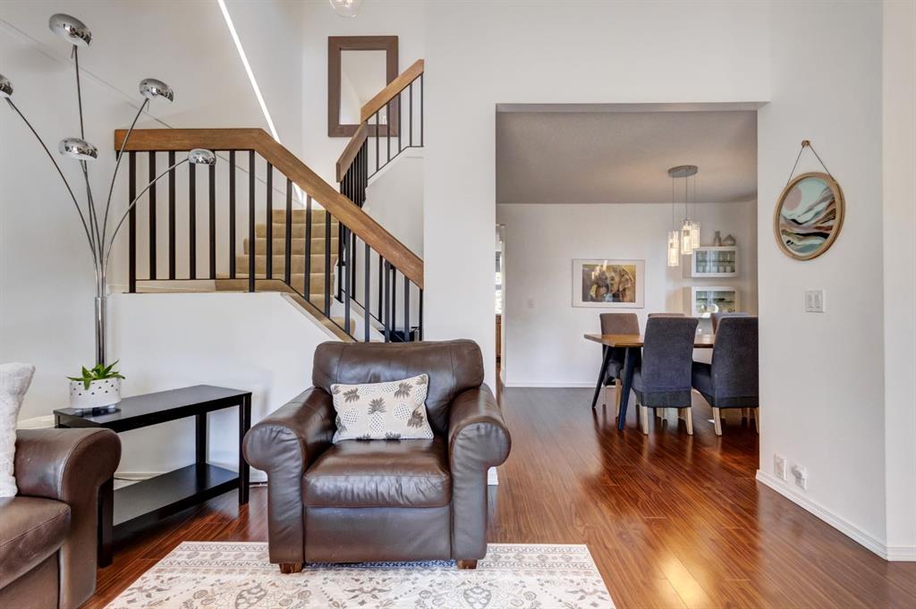 Picture for 235 Strathearn Crescent SW