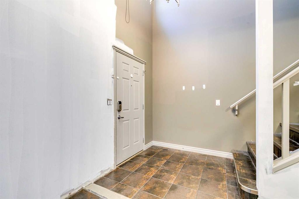 Picture for 79 Prestwick Street SE