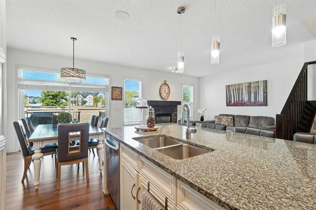 Picture for 57 Evansglen Mews NW