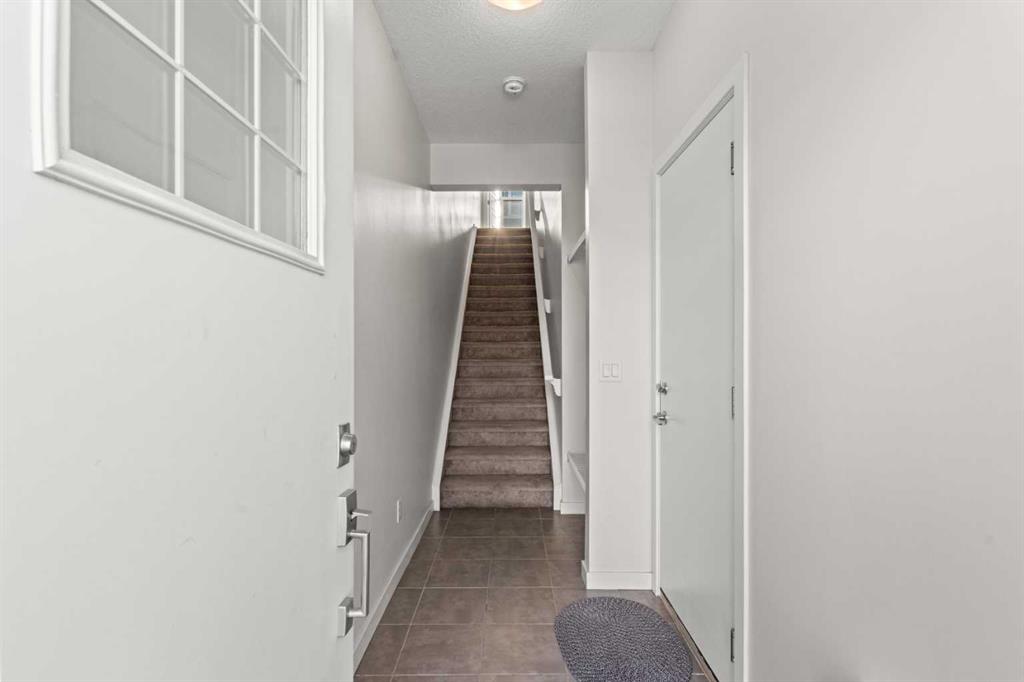 Picture for 901, 115 Sagewood Drive SW