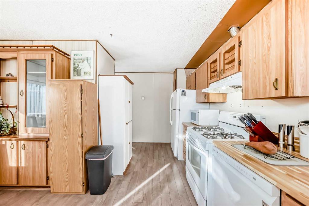 Picture for 3227 Burroughs Manor NE