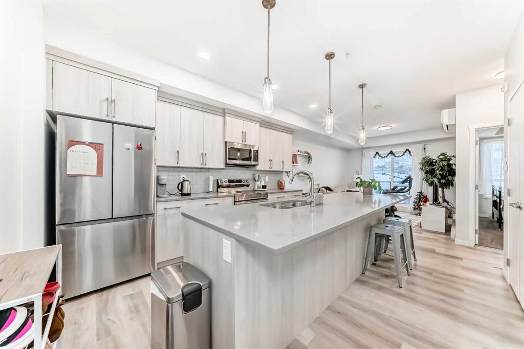 Picture for 2401, 42 Cranbrook Gardens SE