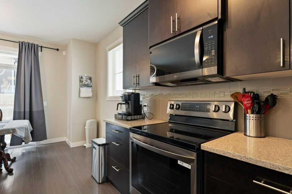 Picture for 154 Redstone View NE