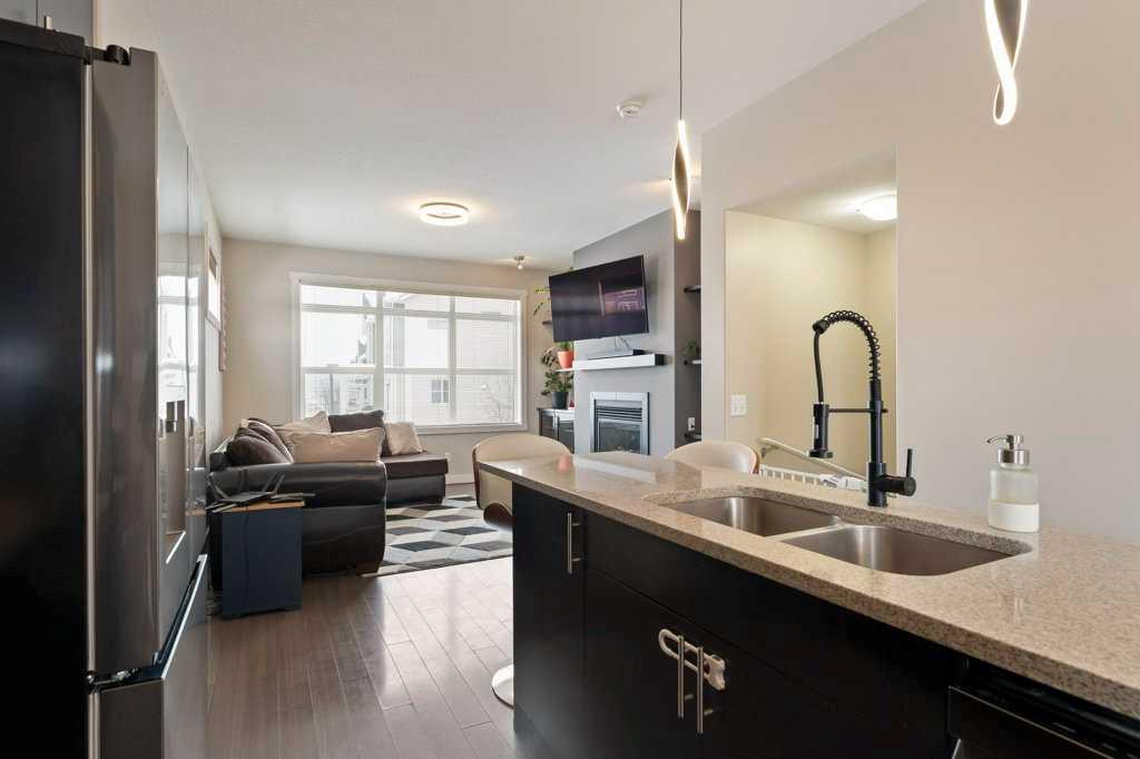 Picture for 154 Redstone View NE