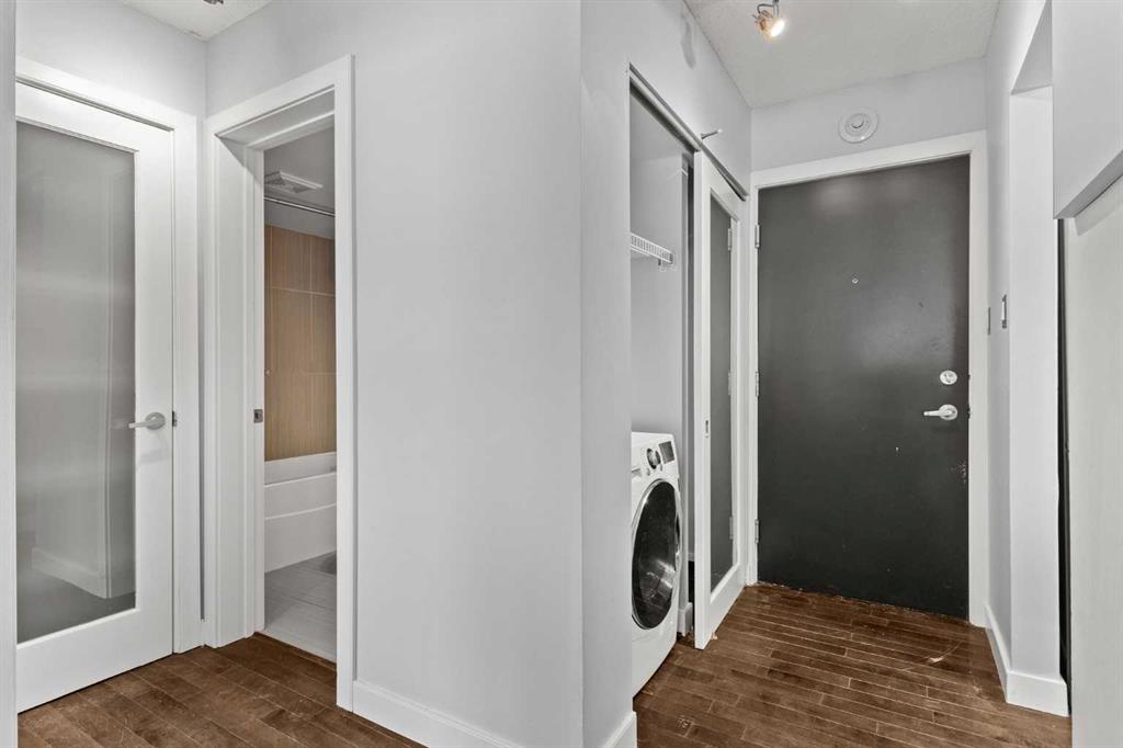 Picture for 106, 1904 10 Street SW