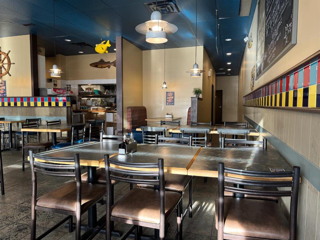 Picture for 123 any Street 