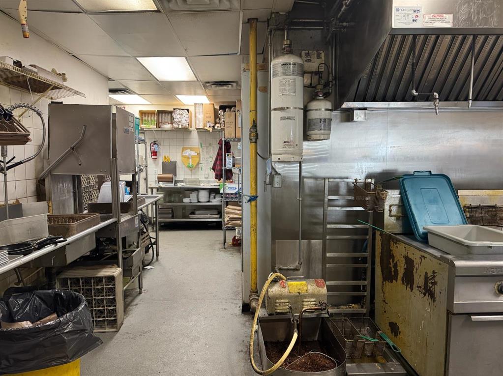 Picture for 123 any Street 