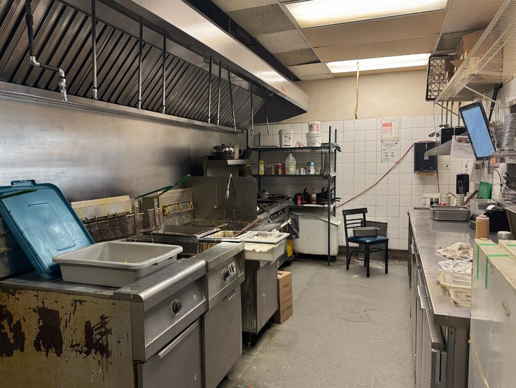 Picture for 123 any Street 