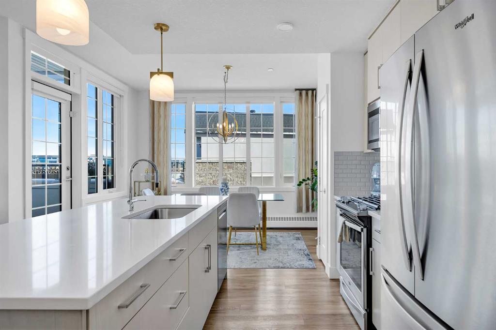 Picture for 210, 38 Quarry Gate SE